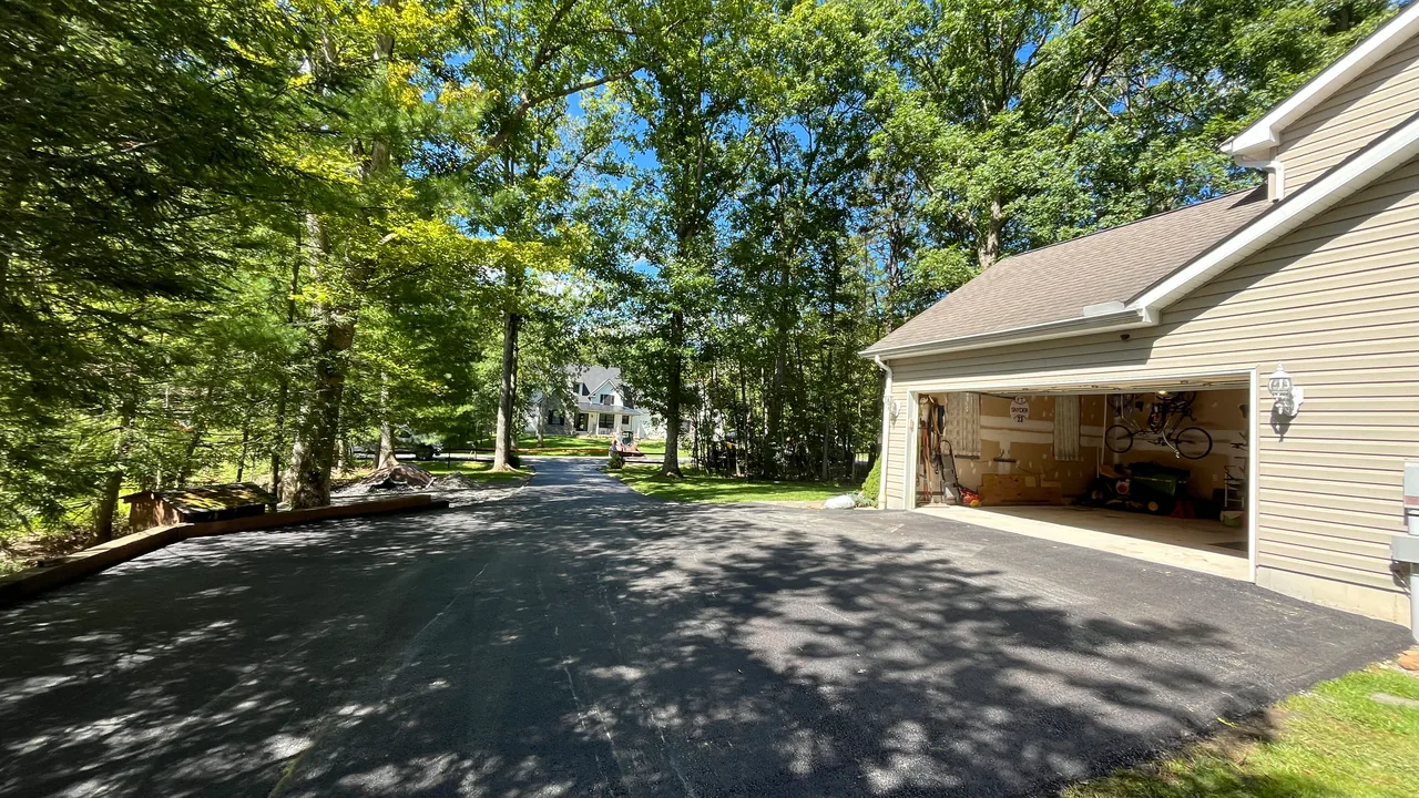 Asphalt paving contractor in Pottsville, PA